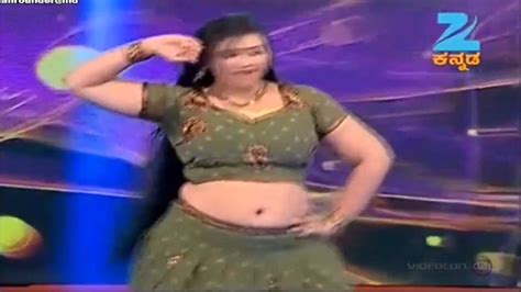 Neethu Shetty Sexy Item Dance On Stage Showing Huge Boobs And Open Navel Mkv Snapshot 01 24 580