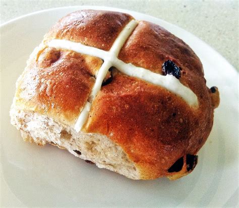 Hot Cross Buns Thermomix Method Included Mother Hubbards Cupboard