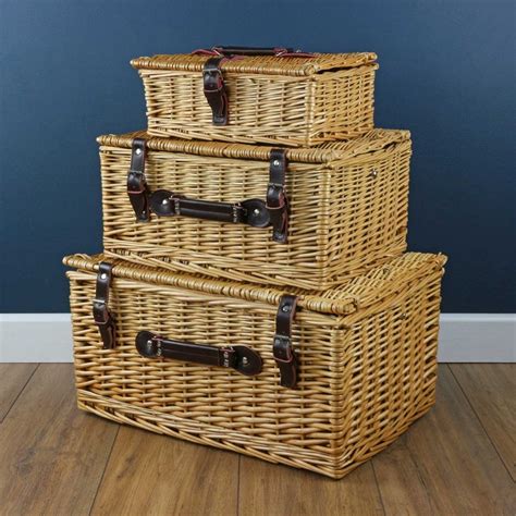 Classic Wicker Woven Storage Basket Hamper Trunk Lidded Picnic T Box