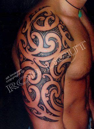 He has a polynesian ink on his left arm. Pin on Vorlagen