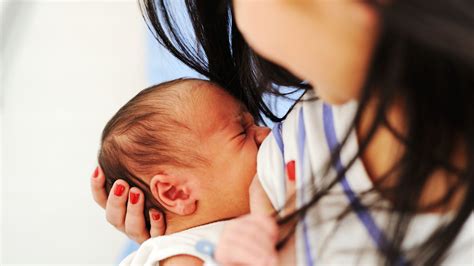 Moms With Covid Vaccine May Pass Antibodies To Babies In Breastmilk