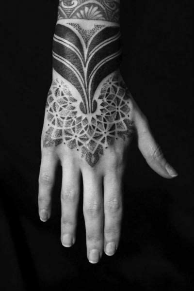 Tattoo By Sakrosankt Hand Tattoos Geometric Tattoo Hand Fractal Tattoo