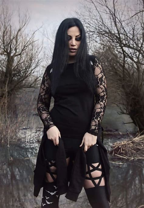 Pin By Ravenmoon On Goth Girls With Images Gothic Fashion Women