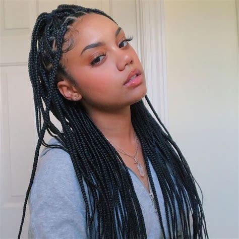 You don't need to go deep into the instagram feed to see how the brand new knotless braids outshine popular natural hairstyles. Knotless Box Braids Hairstyles You Can't Miss - The UnderCut