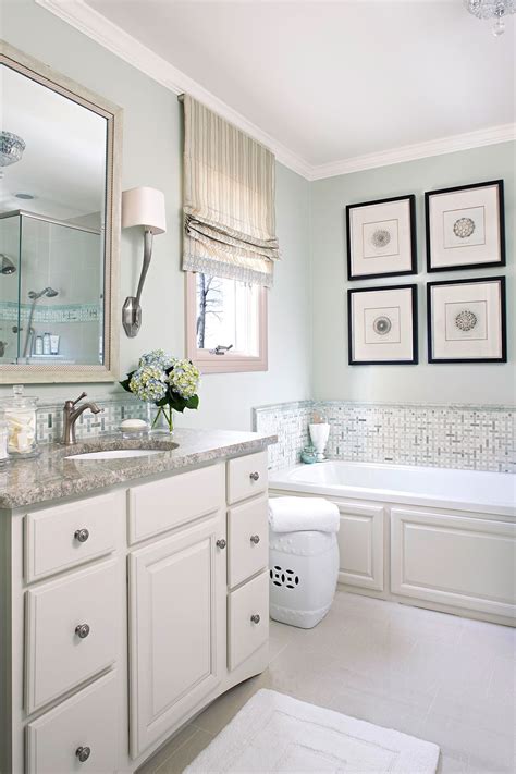 25 Popular Bathroom Paint Colors Our Editors Swear By