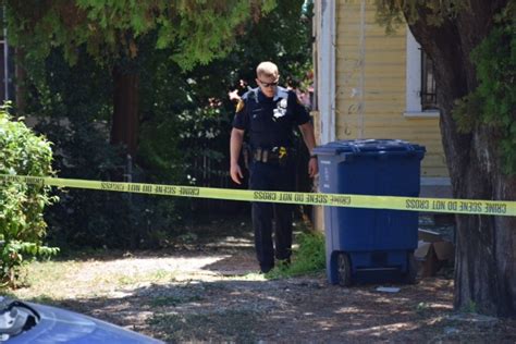 Blood Trail Leads To Gruesome Find On San Antonios East Side