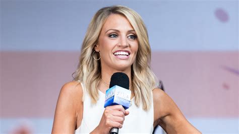 Carley Shimkus 10 Facts About The Fox News Host