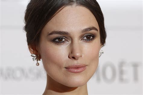 Actress Keira Knightley Criticizes Britains Archaic Maternity Laws