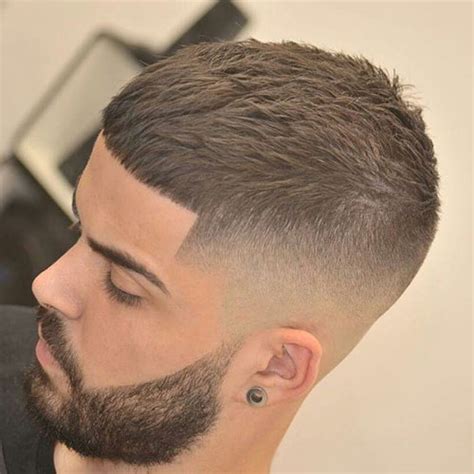 Classic bold fade haircut / botak simple & style. Style Rambut Pendek Lelaki Botak