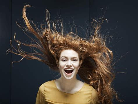 This Is What It Really Feels Like To Be Electrocuted Hair In The Wind