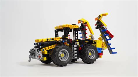Lego Technic Jcb Fastrac 8330 Tractor With Attachments 42122 Jeep