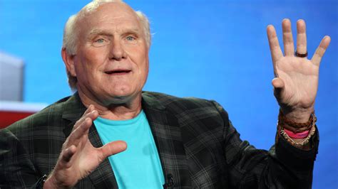 Terry Bradshaw Says Lady Gaga Cant Mess Up Super Bowl Show Because She