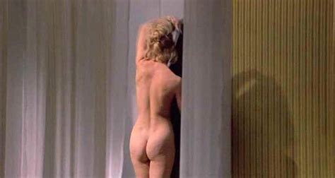 Goldie Hawn Ass Scene From Theres A Girl In My Soup