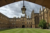 New College Gallery | Must see Oxford University Colleges | Things to ...
