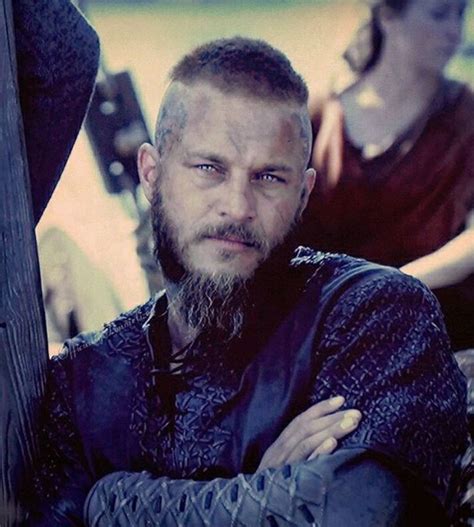 Ragnar Ragnar Vikings Ragnar Lothbrok Vikings Vikings Travis Fimmel