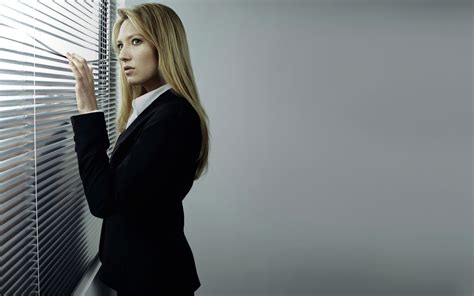 Free Download HD Wallpaper Anna Torv Fringe Actresses Fbi Agent Olivia Dunham Celebrity