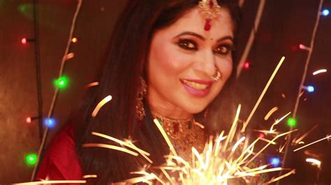 सिने अभिनेत्री दीपाली भोसले सय्यद चॅरिटेबल ट्रस्ट तर्फे सर्वांना दीपावली च्या खूप खूप शुभेच्छा