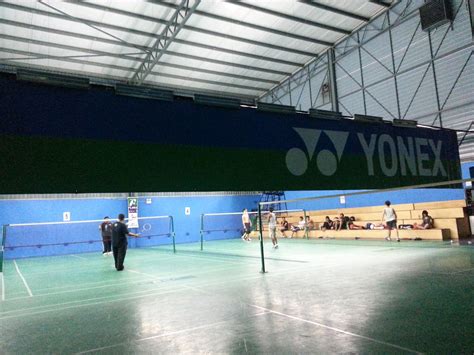 Everything from the affordable to the top of the line. mY BraiN WaVes...: Badminton Session at BSC (Badminton ...
