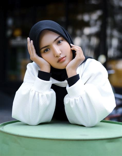 297 muslim arabic and islamic girl names [with urdu meanings] tag vault
