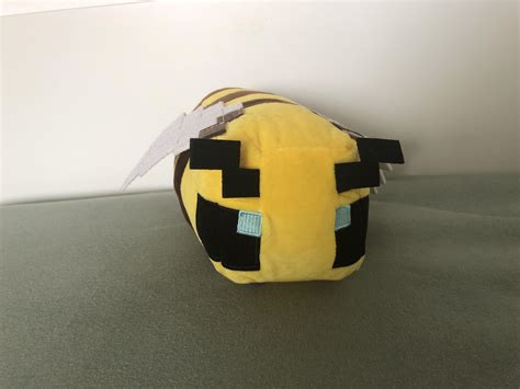 Name My Minecraft Bee Plushie Top Comment Wins Rbisexualteens