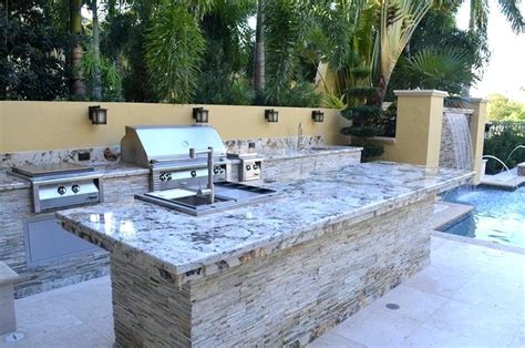 Outdoor Kitchen Granite Countertops Things In The Kitchen