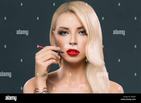 Woman Long Blonde Hair Red Lips Hi Res Stock Photography And Images Alamy