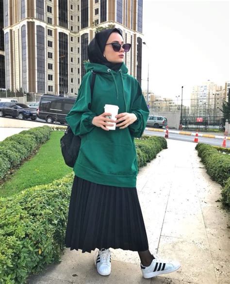 hijab style with skirt hijab