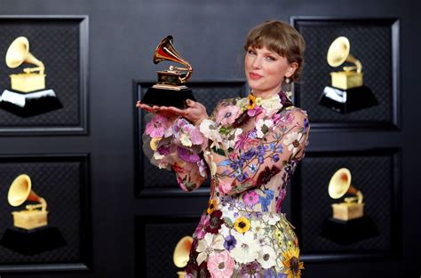 Taylor Swift Reflects On Her Marvelous Time At 2021 Grammys Billboard