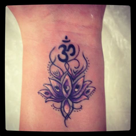 Got My New Tattoo Bali Lotus Om Loveit Trendy Tattoos Om