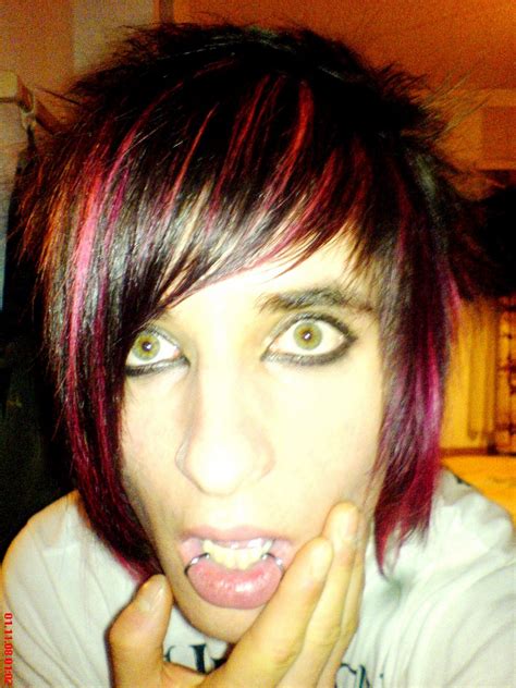 How long does your hair need to be to style eboy haircut? Emo Hair | Emo Hairstyles | Emo Haircuts: Emo Guys - What ...