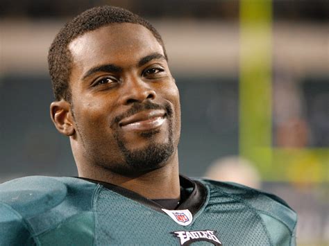 Michael Vick Voted For The First Time After Having His Voting Rights