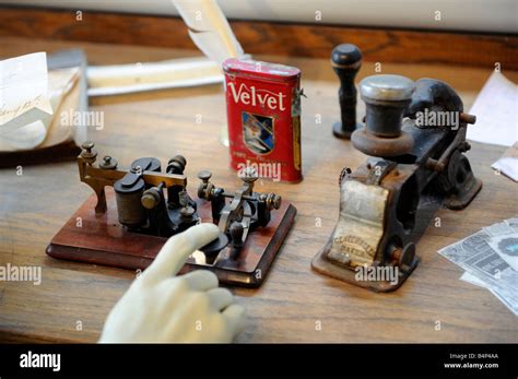 Telegraph Machine Hi Res Stock Photography And Images Alamy