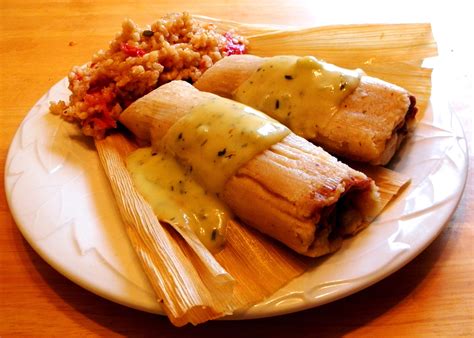 Pulled Pork Tamales With Southwestern Béarnaise Sauce Tamales