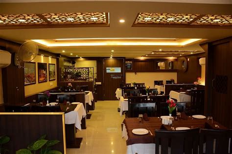 Das indien restaurant pflegt die indische küche und betreibt auch ein catering für indisches essen. Jaipur Pride Restaurant - Jaipur Restaurant - HappyCow