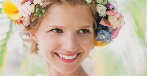 68 Flower Crown Ideas To Complete Your Wedding Hairstyle Martha