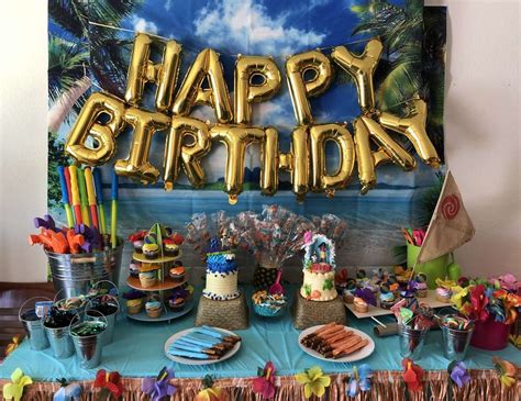 Roblox birthday party supplies, roblox party decorations included banners, hanging swirls, balloons, cake topper, stickers, table cover for kids. Roblox Birthday
