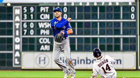 Royals Whit Merrifield Iron Man Streak Ends Due To Toe Injury Fox News