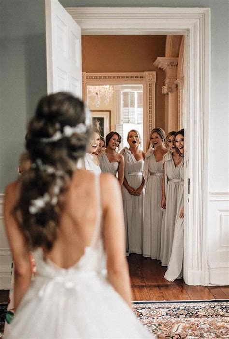 33 Must Have Wedding Photos With Bridesmaids For 2019 Wedding Picture
