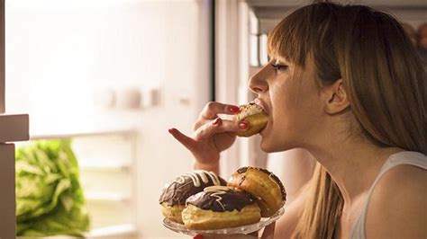 Junk Food The Best Way To Stop Craving Unhealthy Foods Newsbytes