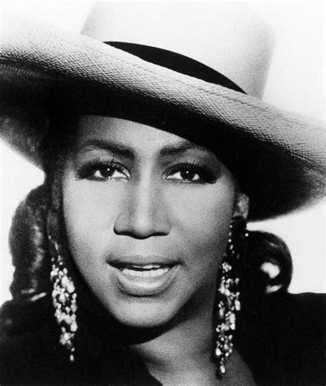 aretha franklin s most iconic hat moments we ve rounded up 16 of her best aretha franklin