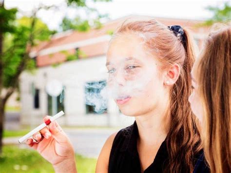 Teen Vaping Linked To Higher Smoking Uptake Medpage Today