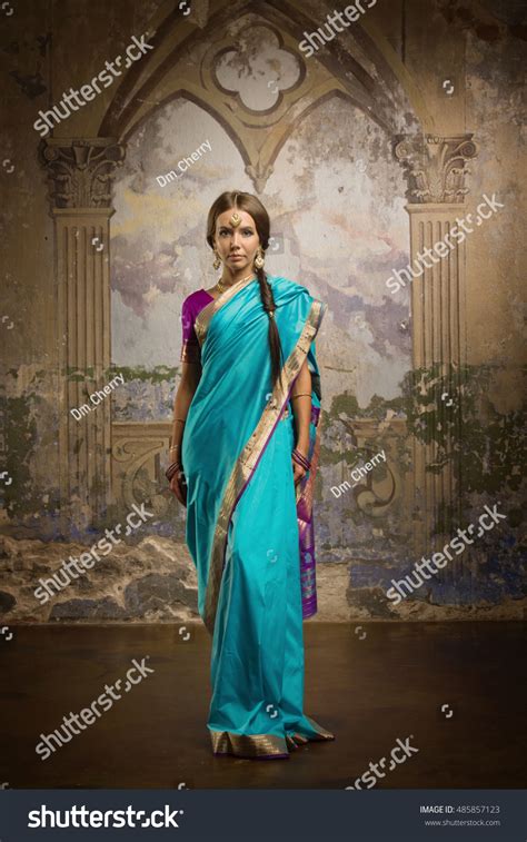 Beautiful Young Woman Traditional Indian Clothing Stock Photo 485857123