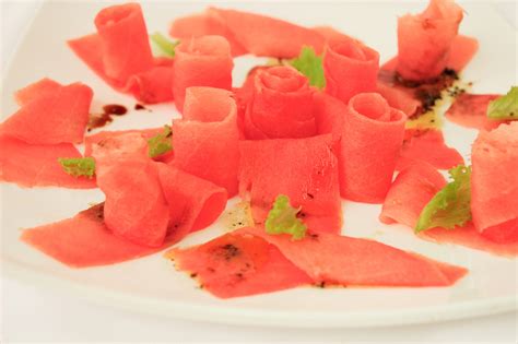 Check spelling or type a new query. Carpaccio di pesche noci e tonno rosso - La ricetta