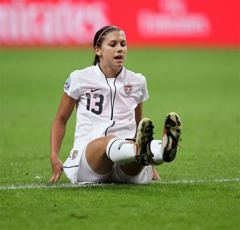 Alex Morgan Usa Football Player 2012 New Sports Stars