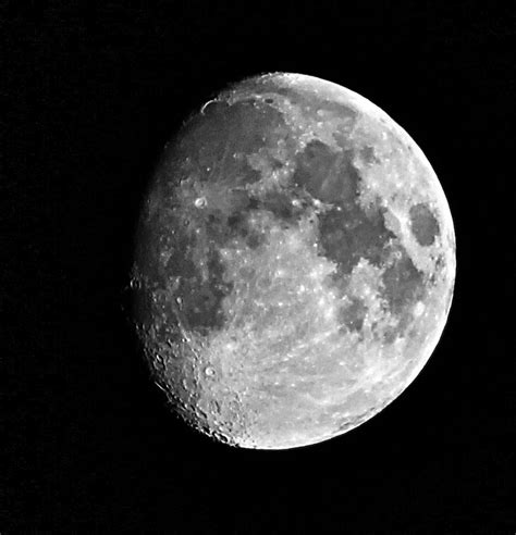 The Moon 10 Surprising Lunar Facts