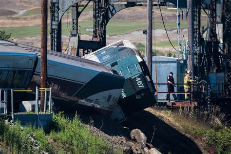 Amtrak Runs Trains After Washington State Derailment The Daily Chronicle