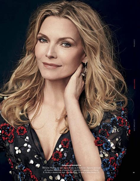 Michelle pfeiffer is an american actress known for her film roles in 'scarface,' 'the fabulous baker born on april 29, 1958, in santa ana, california, michelle pfeiffer is known for her stunning looks and. Michelle Pfeiffer - Vanity Fair Italy 10/23/2019