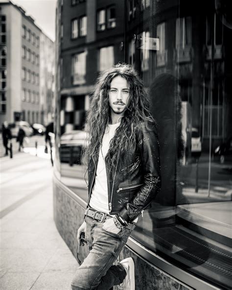 Michał szpak (born 26 november 1990) is a polish singer who found fame on the inaugural season of the polish x factor in 2011. ESCKAZ - Eurovision 2016 - Michał Szpak (Poland) / Михал Шпак (Польша)