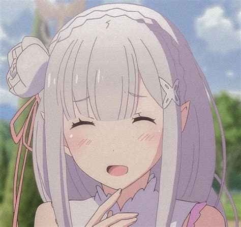 A Happy Emilia Icon Personagens De Anime Desenhos De Anime Anime