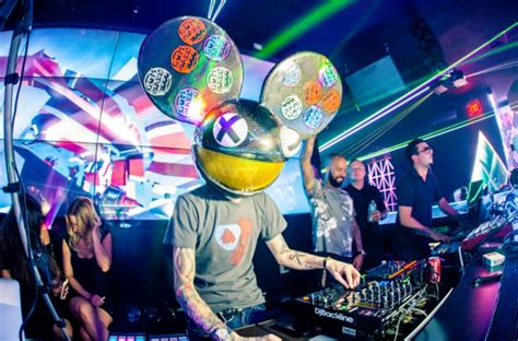 Check Out Deadmau5s First Ever Beats 1 Show Your Edm